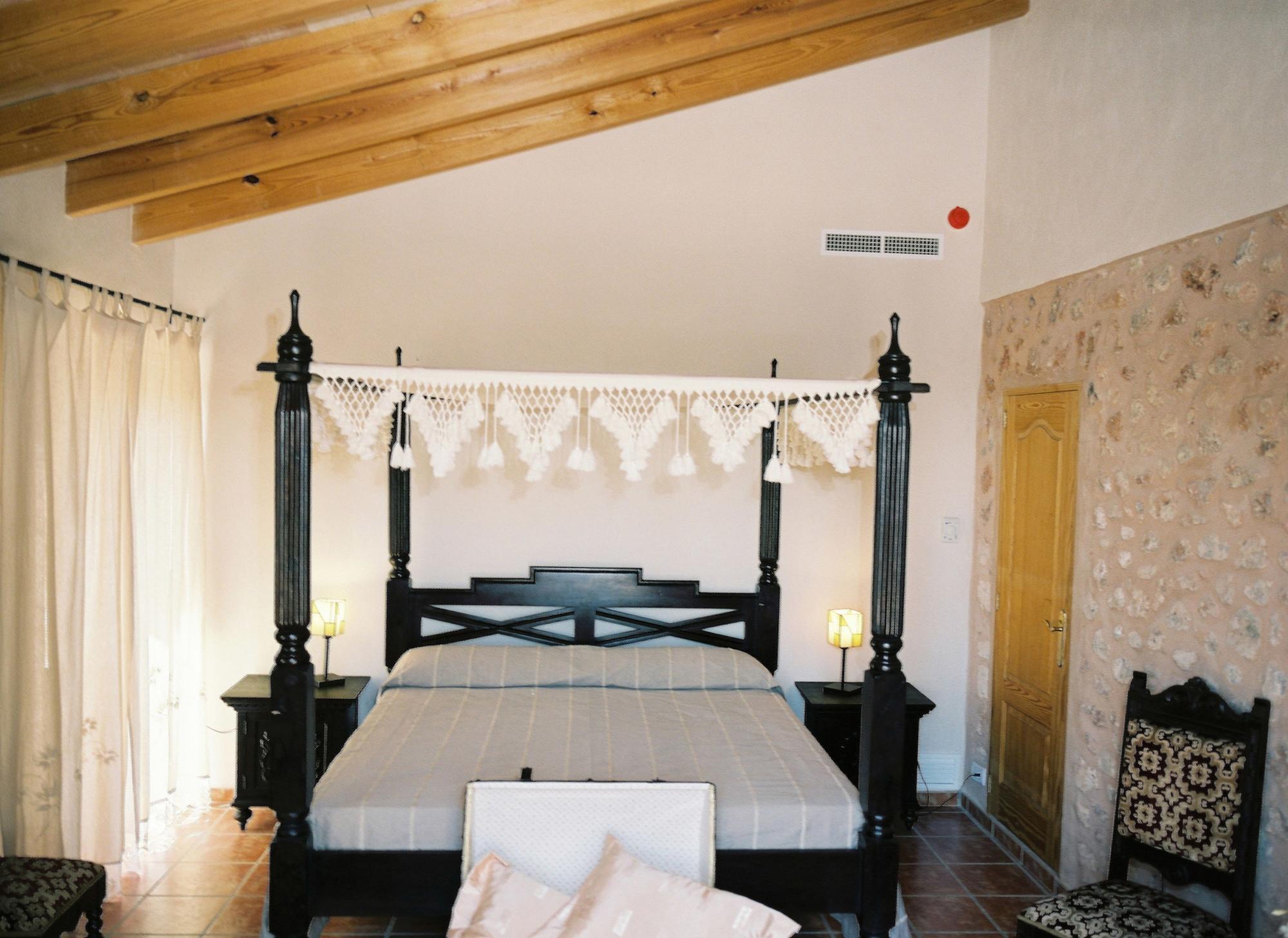 Agroturismo Es Quatre Cantons Бинисалем Екстериор снимка
