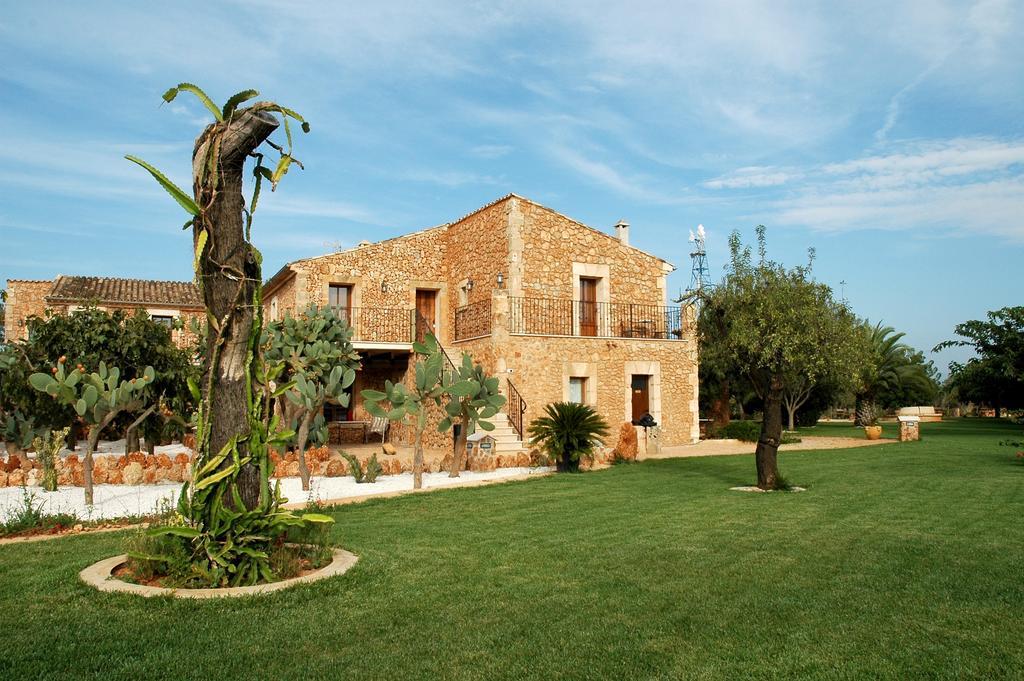 Agroturismo Es Quatre Cantons Бинисалем Екстериор снимка