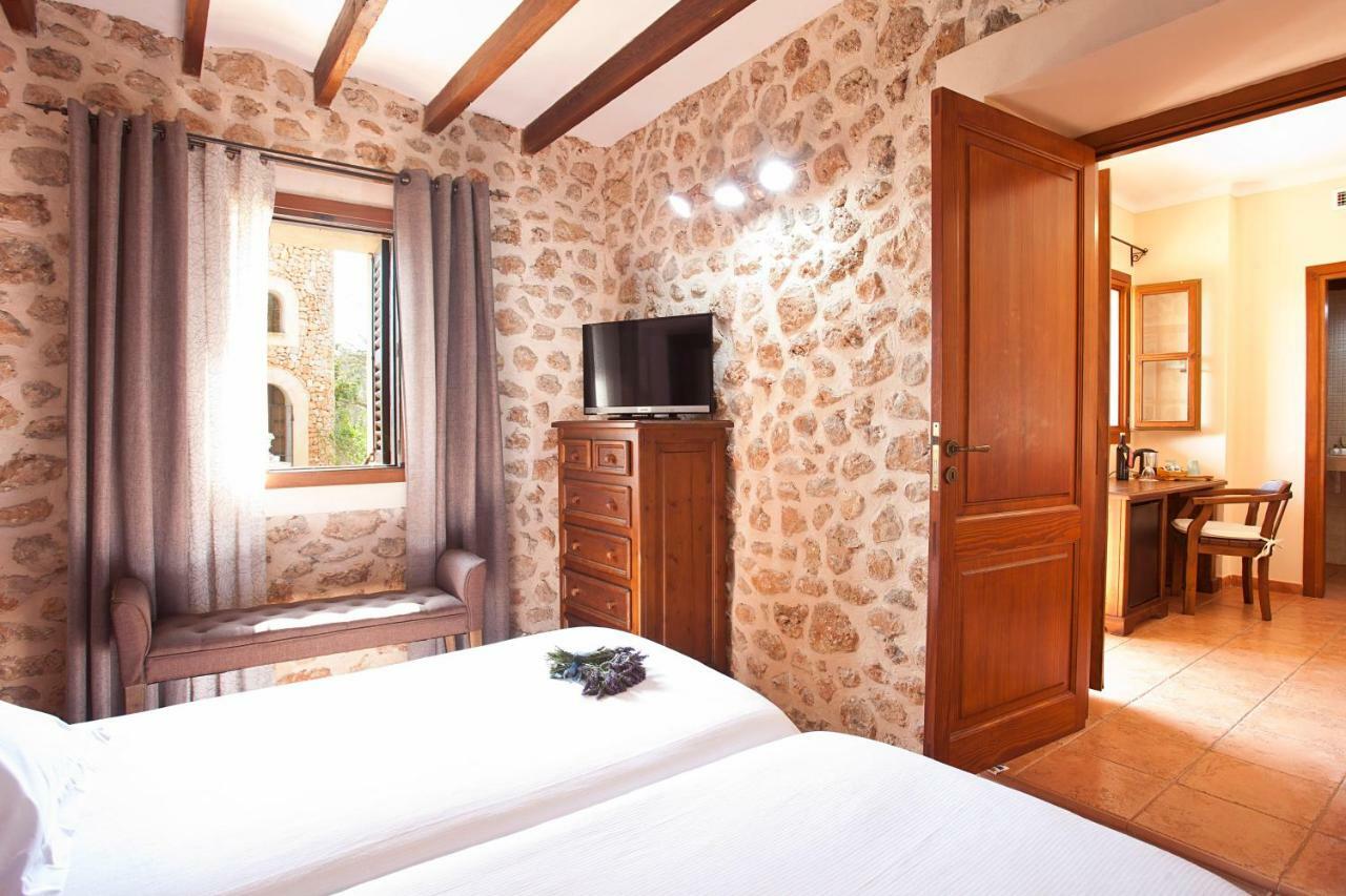 Agroturismo Es Quatre Cantons Бинисалем Екстериор снимка